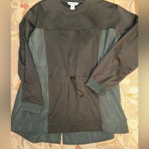 Athleta | Triumph Hybrid Crewneck Sweatshirt